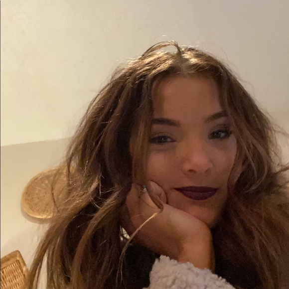 Meet your Posher, Blair - Picture 1 of 1